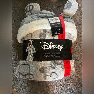 Disney Gray and White Mickey & Minnie Pajama New! never opened size medium